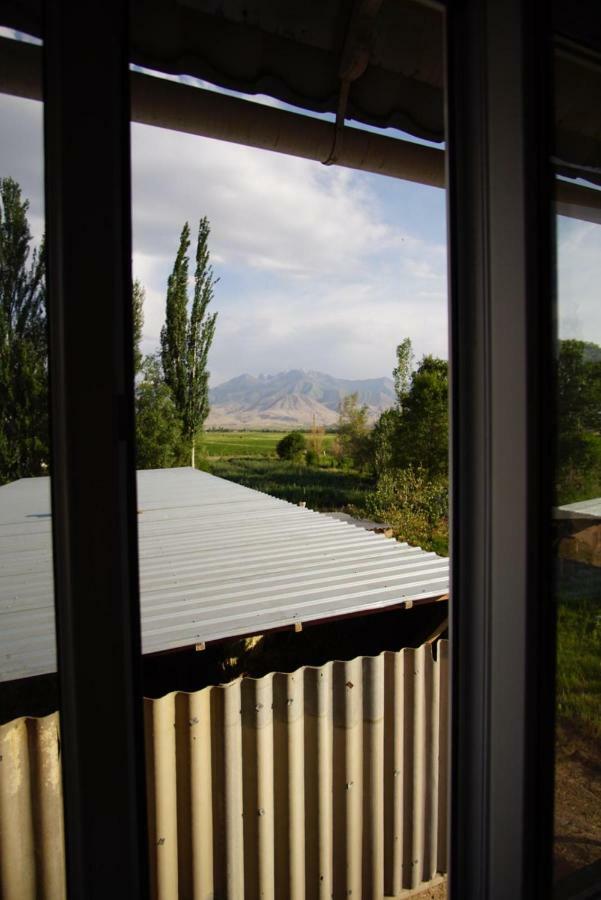 Ecoulan Bed & Breakfast Kochkor Bagian luar foto